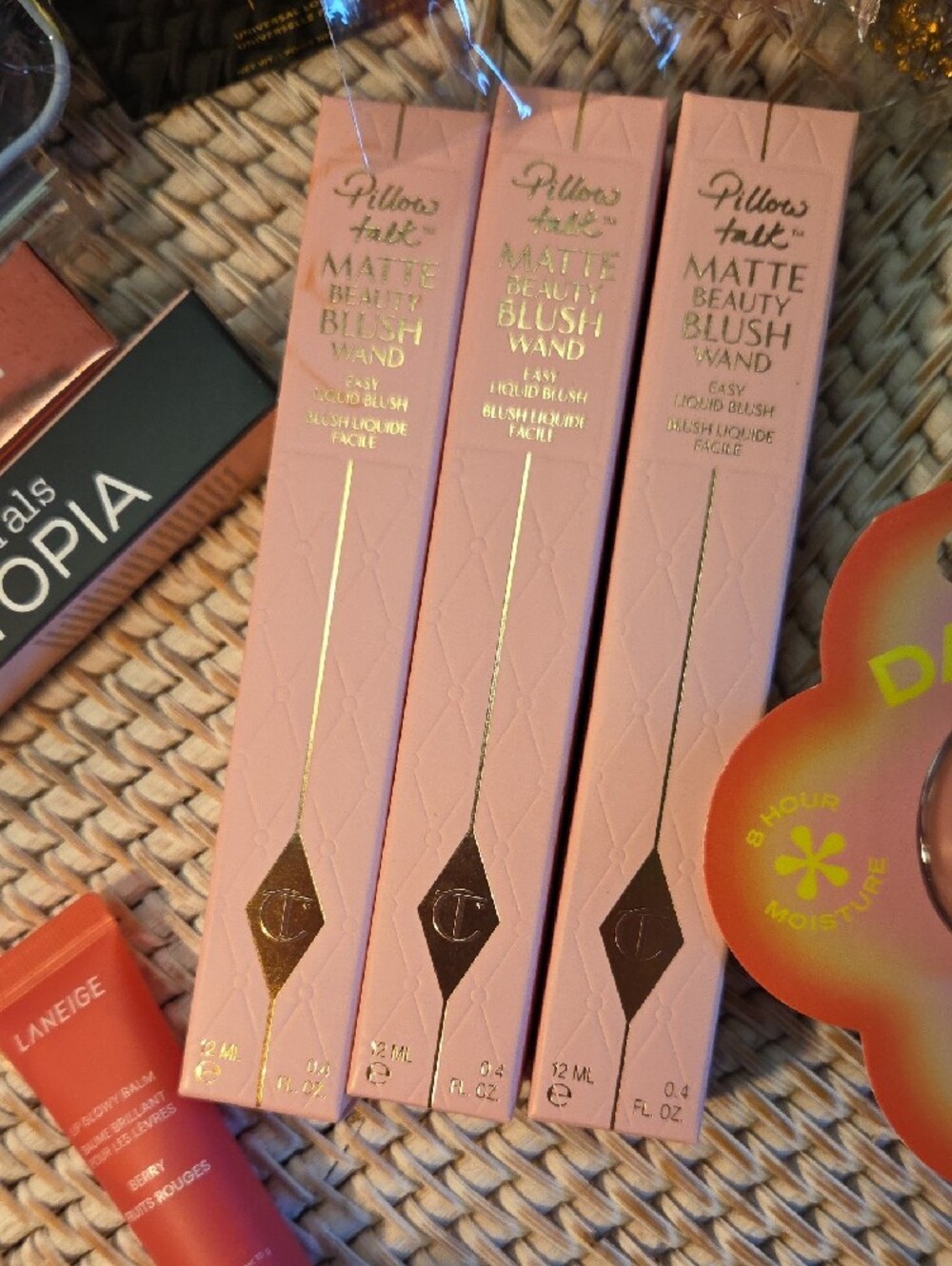 5 Kylie,stilla,Sheglam Bareminerals,ish 3 Tilbury, Disney Chapstick, Laneige - Picture 8 of 12